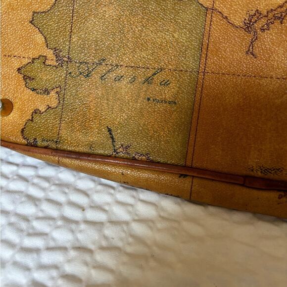 Alviero Martini Map Print Tan Handbag - Picture 8 of 9